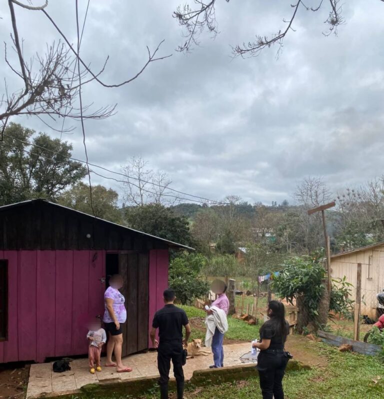 El Soberbio: reabrió el paso fronterizo y evalúan el retorno de las familias evacuadas