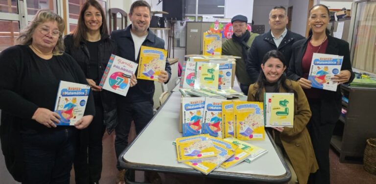 Misiones distribuye 470 mil libros gratuitos de Lengua y Matemática antes del regreso a clases