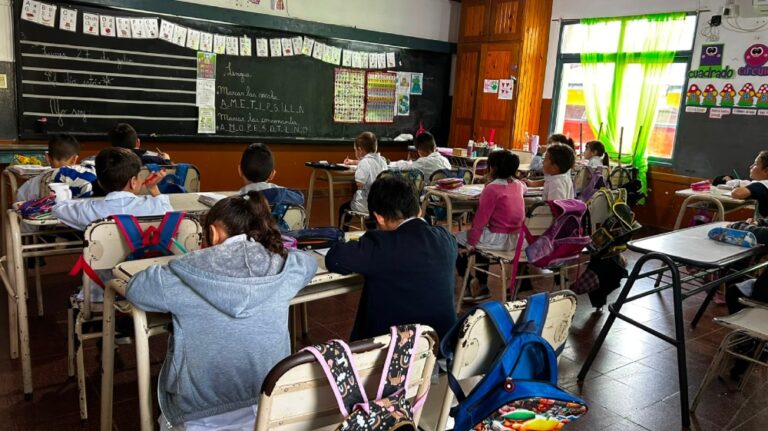 Misiones arrancó el segundo semestre con 99% de asistencia y apuesta fuerte a Matemática