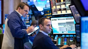 El Dow Jones marcó un nuevo récord histórico impulsado por&hellip;