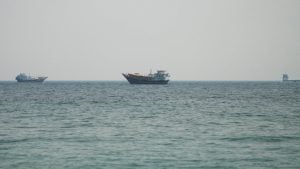 Irán atacó a países del Golfo, cerró el estrecho de&hellip;