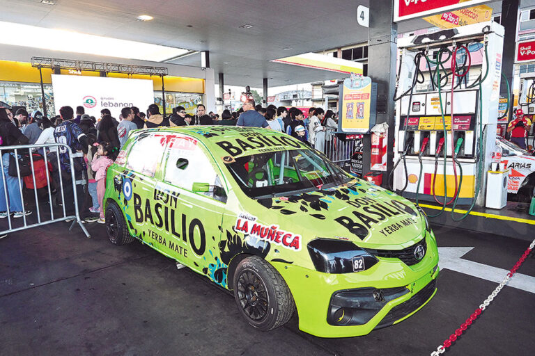 La previa del TC se vivió en Posadas: pilotos, autos y fanáticos en la Shell&hellip;