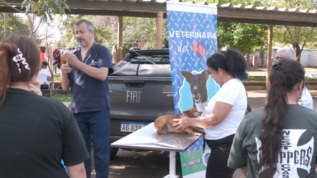 Más de 800 vecinos del barrio Fátima accedieron a salud, trámites y el Mercado Solidario en un operativo barrial