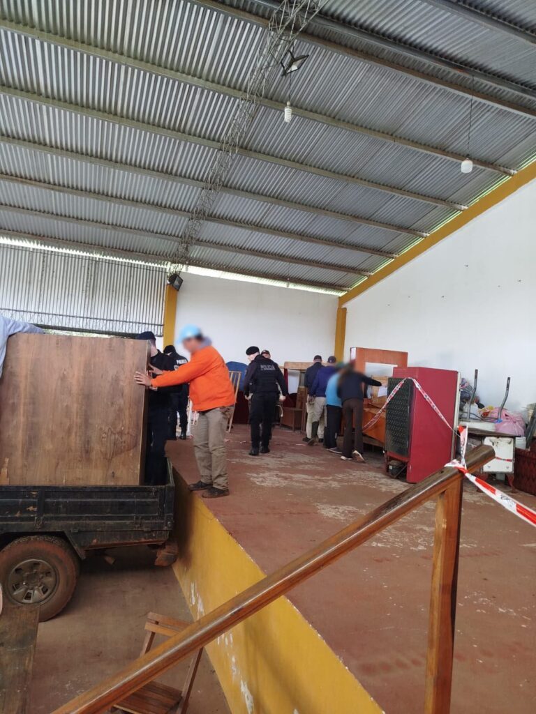 El Soberbio: 41 familias evacuadas por la crecida del río ya volvieron a sus casas