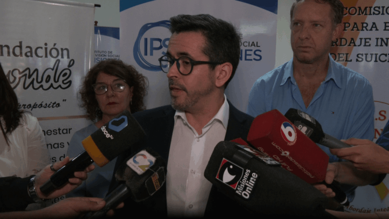 Un especialista capacitó a equipos de salud de Misiones en prevención del suicidio
