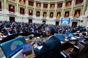 La oposición convocó a sesión especial en Diputados para debatir la suba de la morosidad y el oficialismo respondió con una reunión de comisión