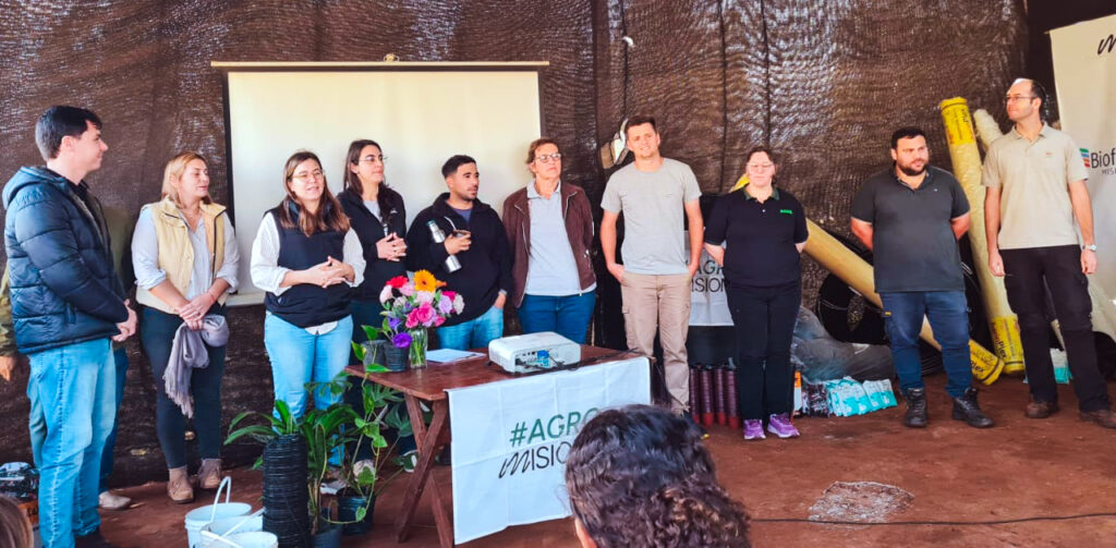 Veinte familias tabacaleras de siete municipios suman la floricultura como…