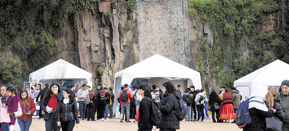 Expo Posadas Ciudad Universitaria 2026: siete universidades y 60 institutos en tres días de feria educativa