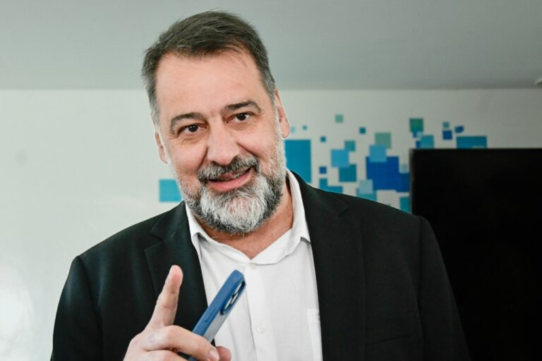 Salud Pública de Misiones apuesta a la descentralización y proyecta más cirugías en el interior…
