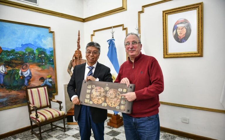 Una delegación de la Universidad de Hebei visitó Misiones para explorar acuerdos de cooperación académica