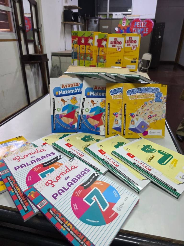 Más de 640 mil libros llegan a escuelas primarias de Misiones en el marco del…