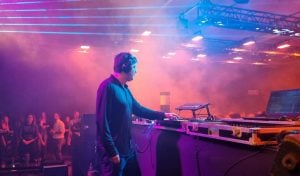 DJ Chappa festejó un cuarto de siglo en las pistas con una noche a pleno&hellip;
