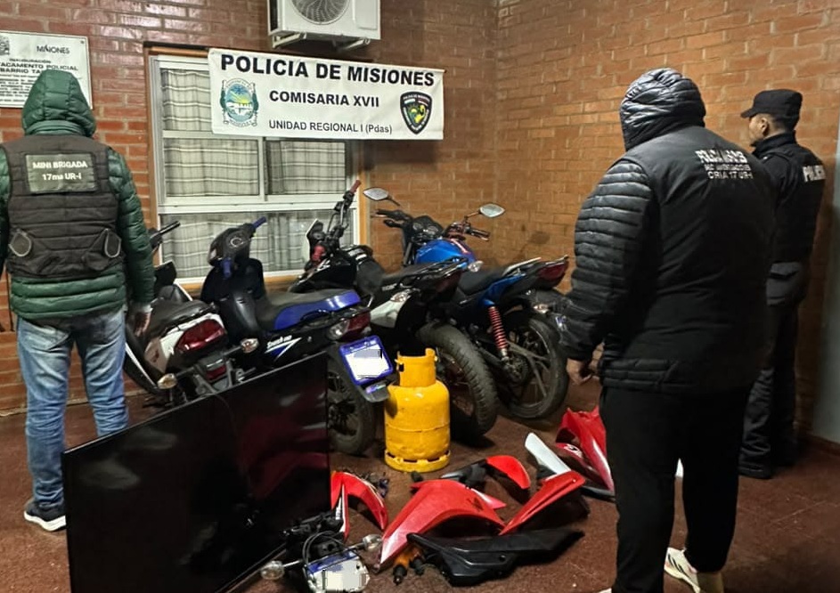 Posadas: allanaron una vivienda y encontraron cocaína, motos robadas y piezas de desarmadero