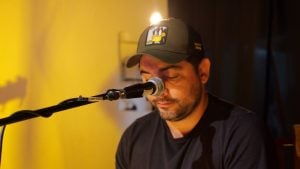 Germán Bastos presenta ‘Crónicas de Siempre’ en el Auditorium Montoya y lanzará el disco en…