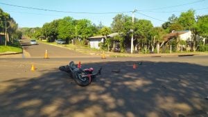 Choque y fuga en Posadas: buscan al conductor de un Fiat Palio que dejó herido…