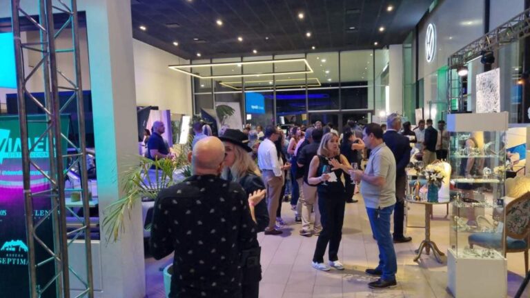 Posadas recibe la segunda edición de NAVI con más de 20 bodegas y artistas locales