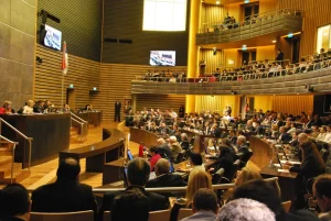 Renuncias anticipadas de diputados: el quiebre renovador expuso una práctica cuestionada y abre un escenario…