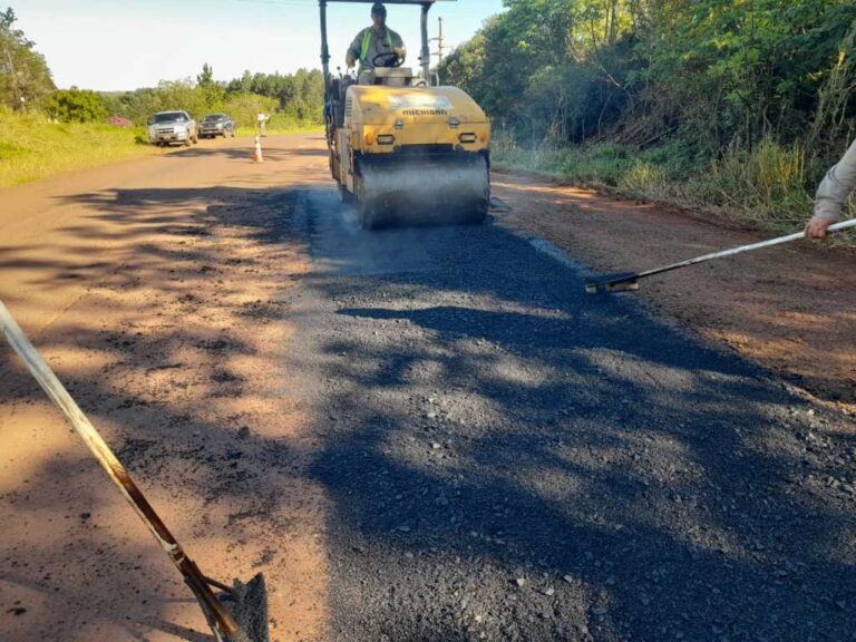 Vialidad Provincial interviene con bacheo en las rutas 9, 11 y 223 de Misiones
