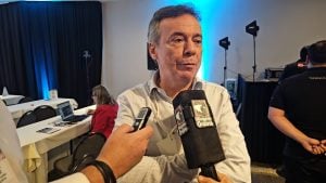 Para FIEL, el endeudamiento de las familias no justifica intervención estatal y debe resolverse entre…