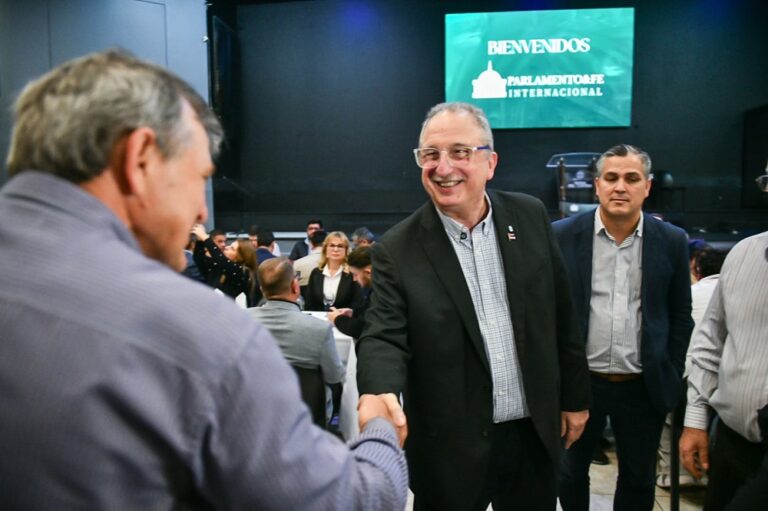 Passalacqua se reunió con pastores misioneros en el marco de una cumbre trinacional por la…