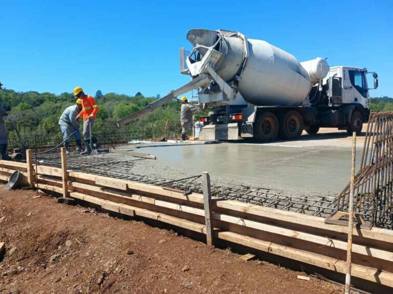 El puente sobre el arroyo Pindaytí entra en su etapa final: la Provincia lo termina…
