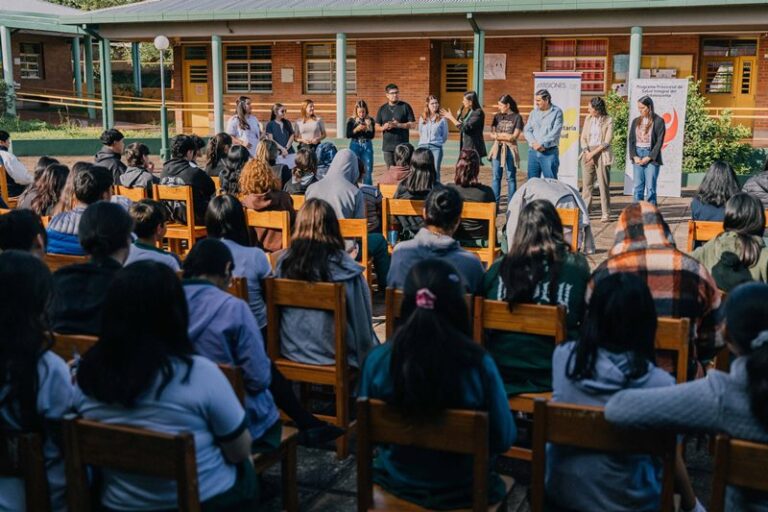 Misiones lanza una agenda escolar por el Mes de la Salud Adolescente con foco en…