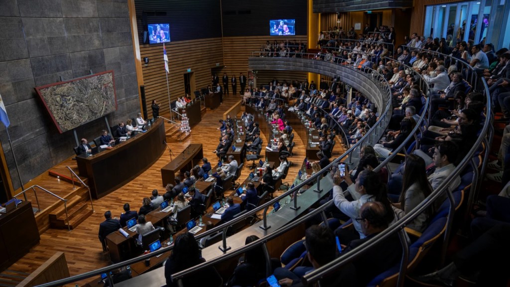 La Legislatura misionera sesiona este jueves con una agenda amplia que abarca producción, salud, educación y vivienda