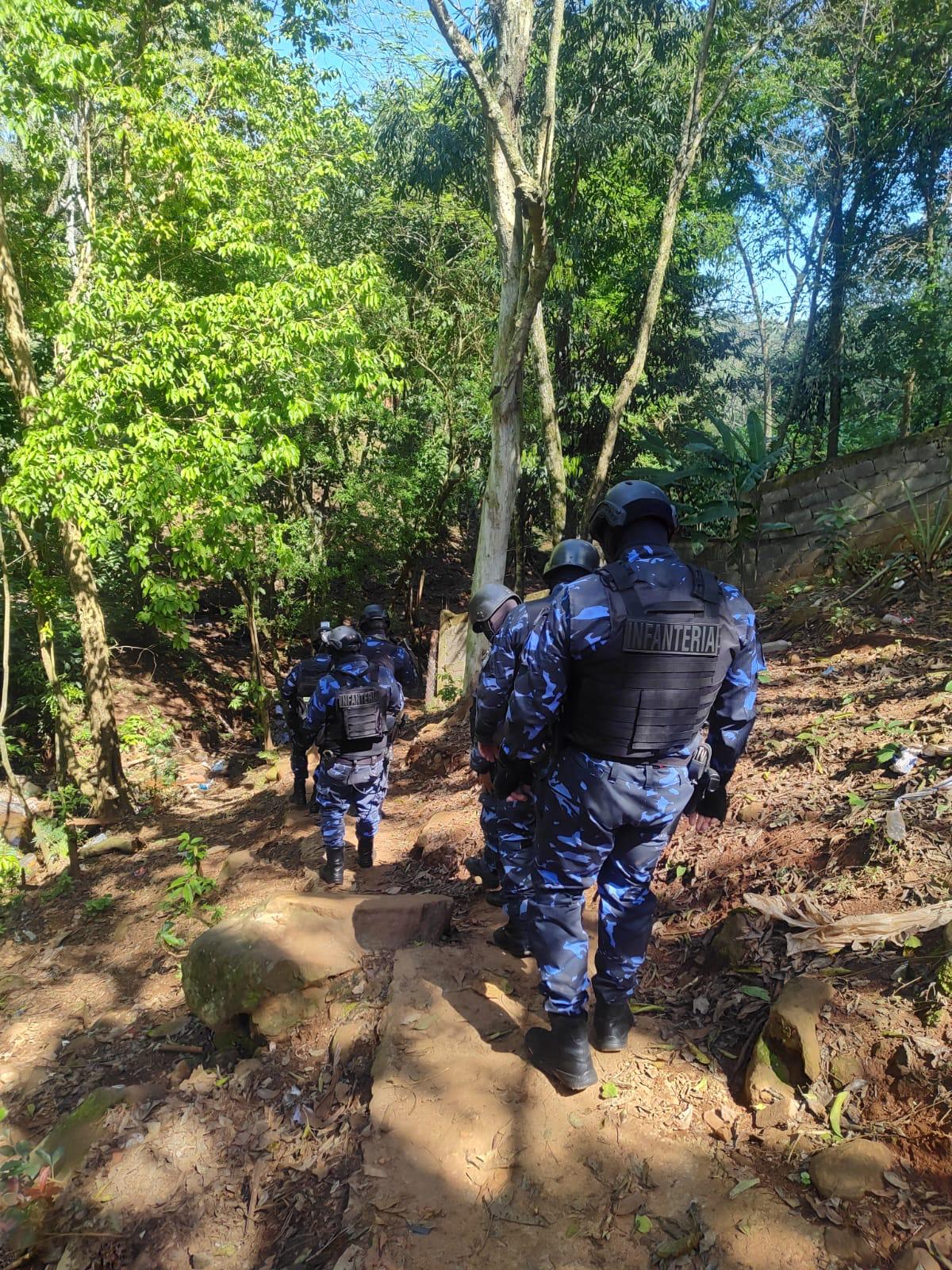 Allanaron una vivienda en Puerto Iguazú y secuestraron vainas y un proyectil vinculados al tiroteo del martes