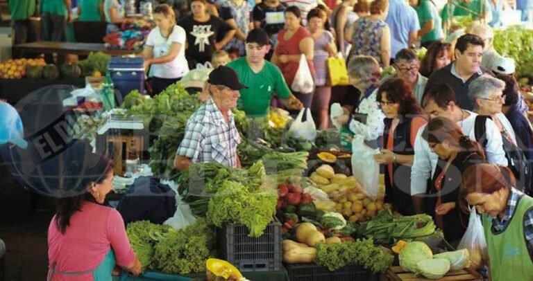 Las lluvias complican la salida de producción desde las chacras y se nota menos mercadería…