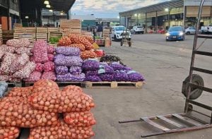 El Mercado Central de Misiones lanza un programa de bolsas de alimentos para los barrios y avanza en Eldorado